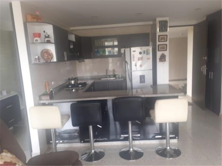 Apartamento de 3 alcobas en venta en Las Palmas, Ricaurte, 84 m² · foto 5 de 24