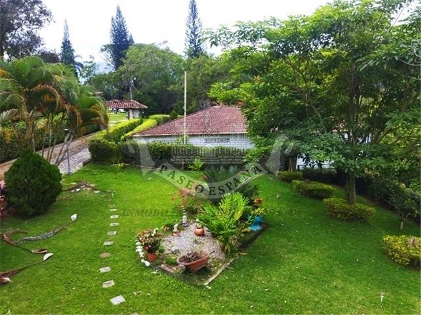 Casa de 5 alcobas en venta en Los Colorados, Piedecuesta · foto 14 de 18