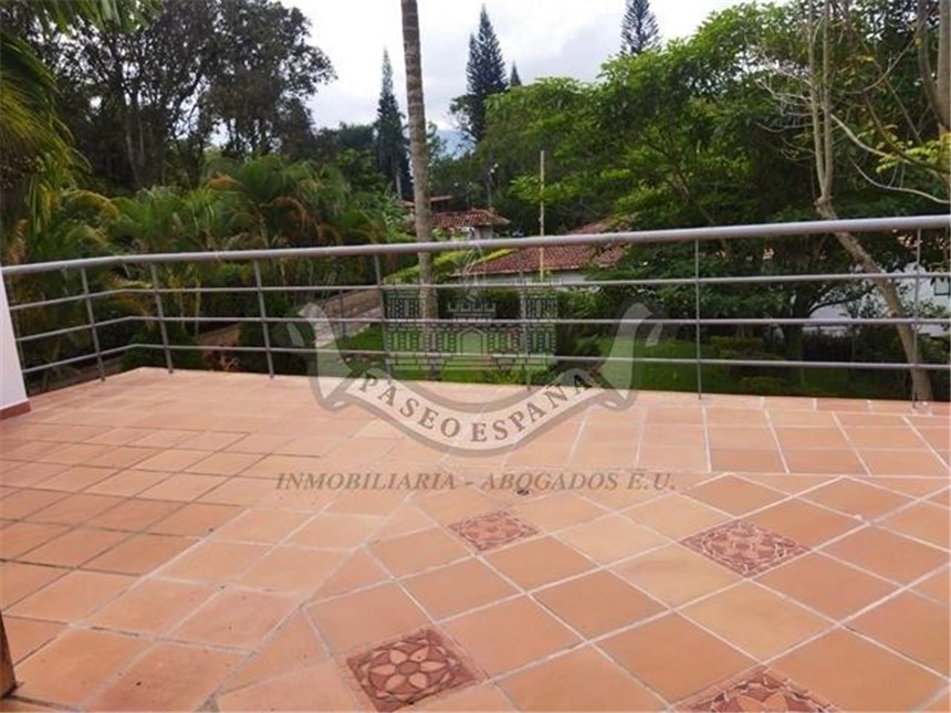 Casa de 5 alcobas en venta en Los Colorados, Piedecuesta · foto 10 de 18