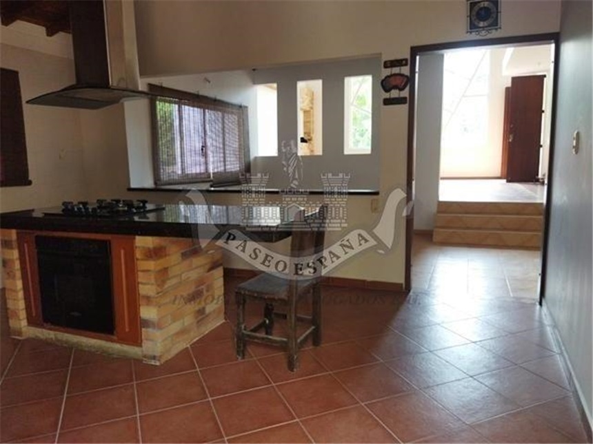 Casa de 5 alcobas en venta en Los Colorados, Piedecuesta · foto 4 de 18