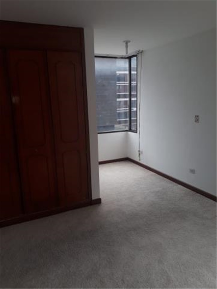 Piso – Bogotá, Chicó Lago - Vista 2