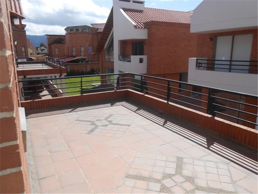 Casa en venta en San Jose De Bavaria, Bogotá · foto 23 de 24