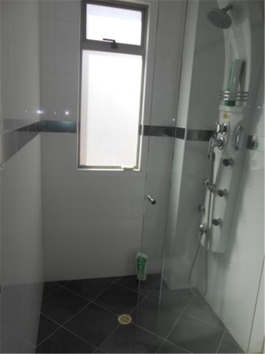 Casa en venta en San Jose De Bavaria, Bogotá · foto 5 de 24