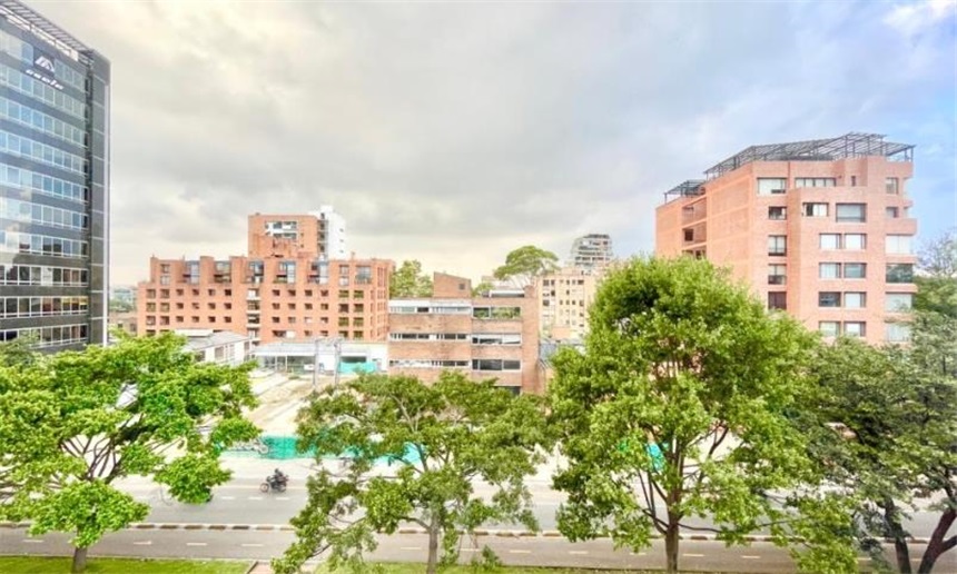 Apartamento de 3 alcobas en venta en El Retiro, Bogotá, 200 m² · foto 19 de 24