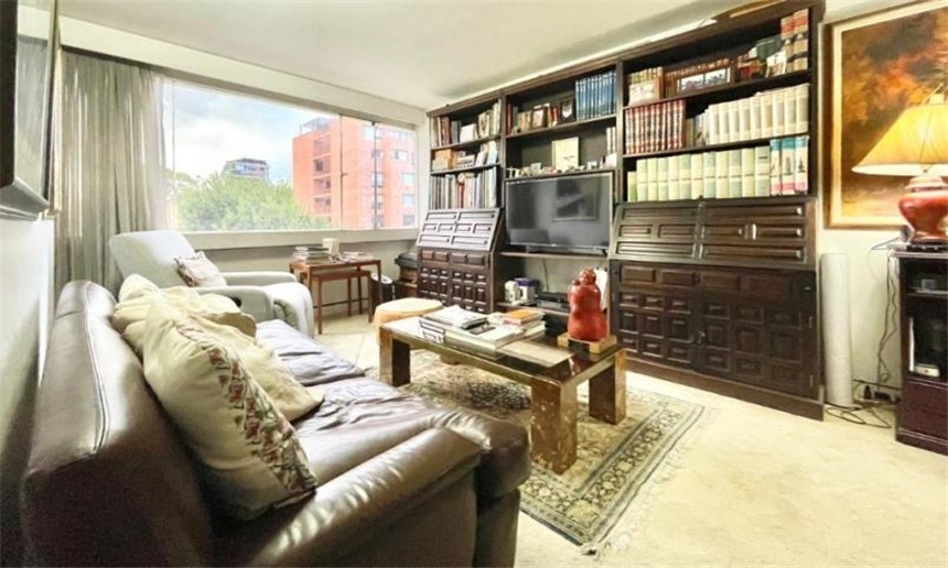 Apartamento de 3 alcobas en venta en El Retiro, Bogotá, 200 m² · foto 13 de 24