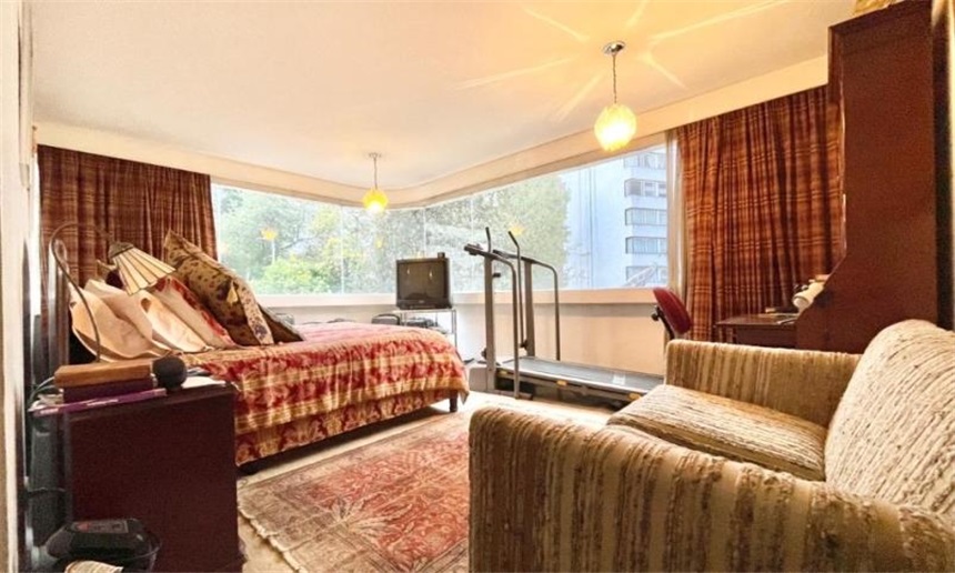 Apartamento de 3 alcobas en venta en El Retiro, Bogotá, 200 m² · foto 21 de 24