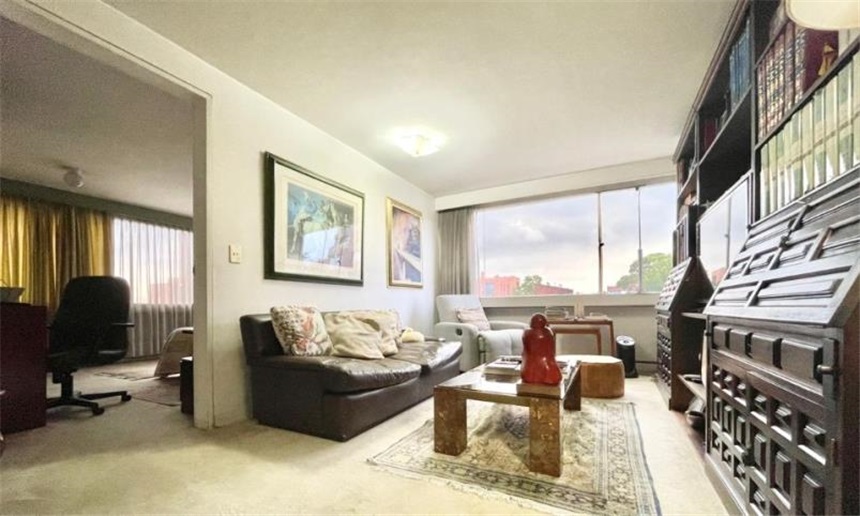 Apartamento de 3 alcobas en venta en El Retiro, Bogotá, 200 m² · foto 15 de 24