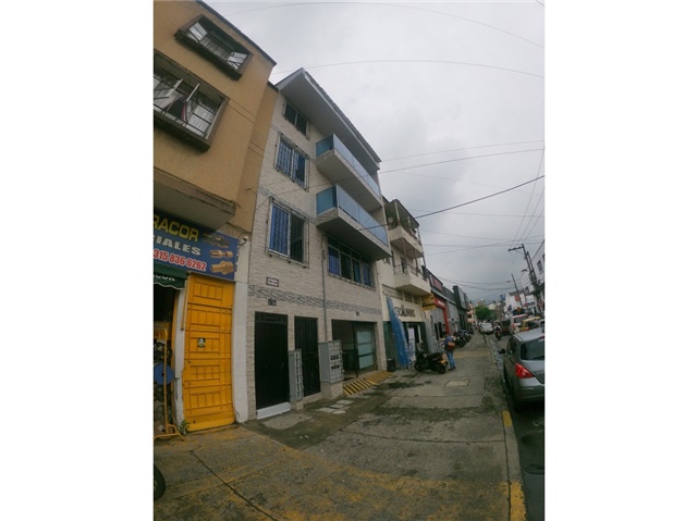 Edificio en venta en San Nicolas, Cali, 530 m² · foto 2 de 24