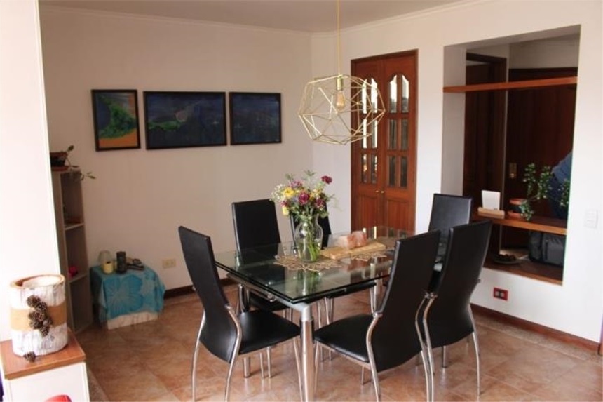Piso – Bogotá, Gratamira, Localidad Suba - Más