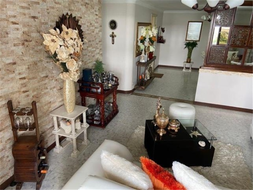 Apartamento en venta en Pinares, Pereira · foto 9 de 24