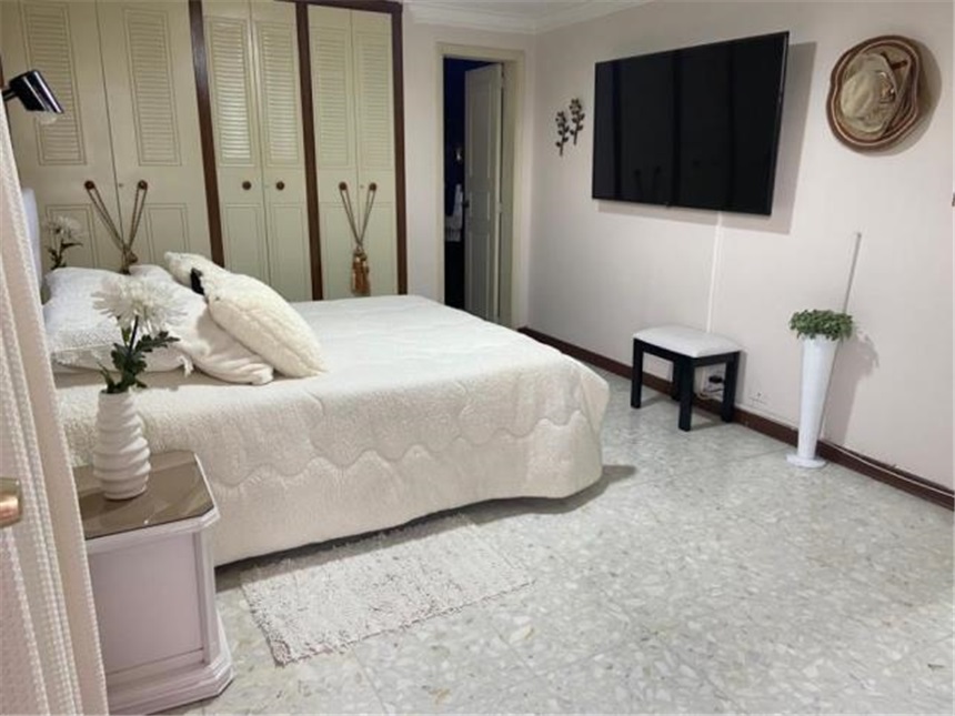 Apartamento en venta en Pinares, Pereira · foto 5 de 24