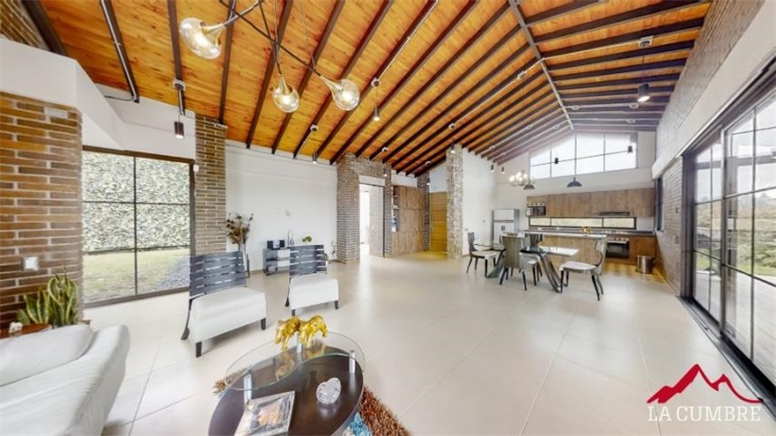 Casa en venta en Loma del Escobero, Medellín 4