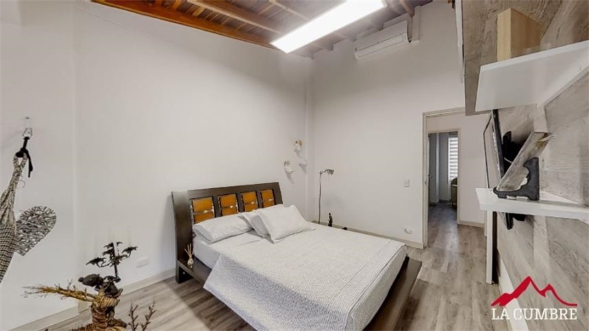Casa de 3 alcobas en venta en Loma De Las Brujas, Envigado, 192 m² · foto 14 de 16