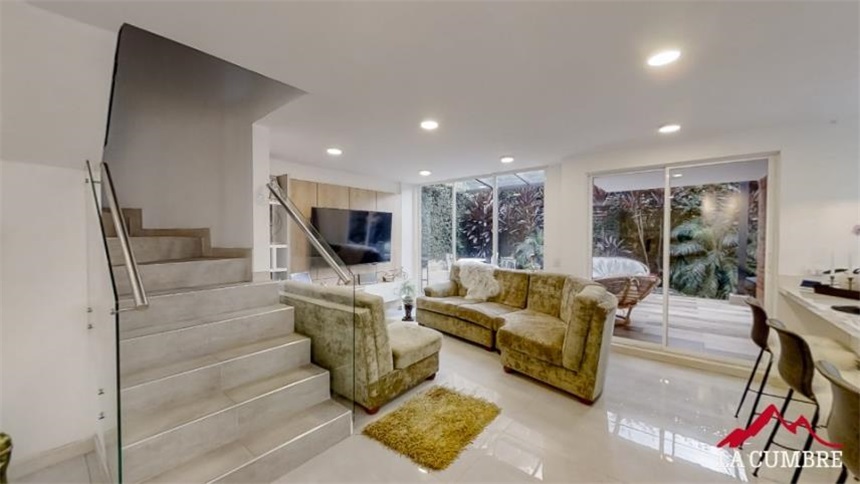 Casa de 3 alcobas en venta en Loma De Las Brujas, Envigado, 192 m² · foto 8 de 16