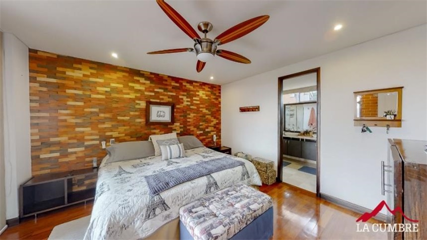 Apartamento de 3 alcobas en arriendo en El Tesoro, Medellín, 220 m² · foto 11 de 12