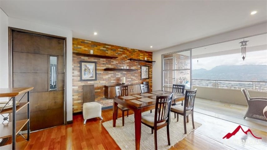 Apartamento de 3 alcobas en arriendo en El Tesoro, Medellín, 220 m² · foto 8 de 12