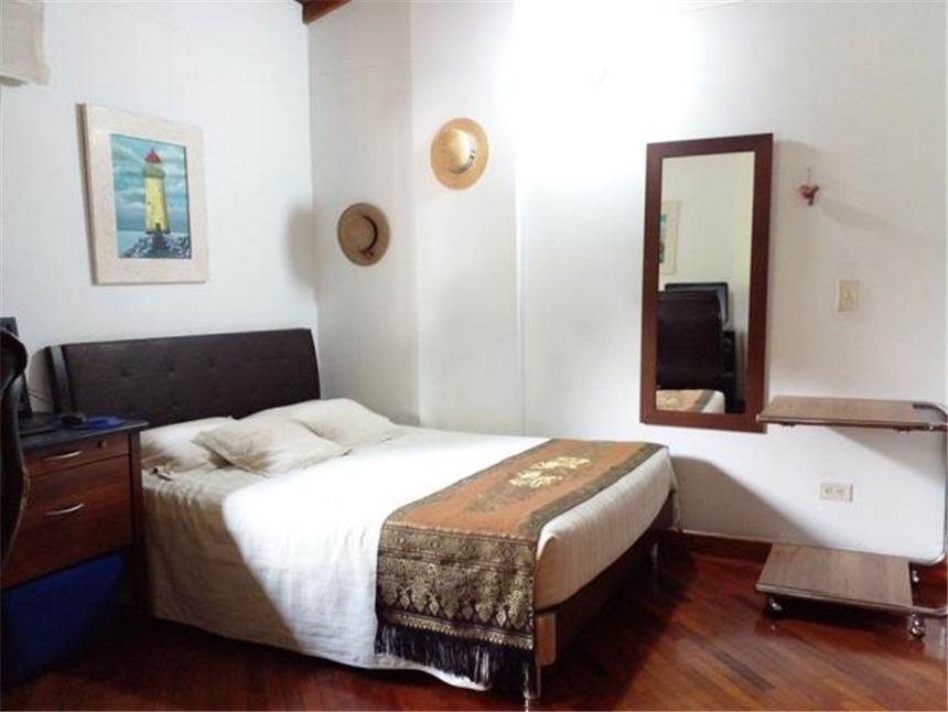 Casa de 3 alcobas en venta en Loma Del Chocho, Envigado, 228 m² · foto 13 de 20