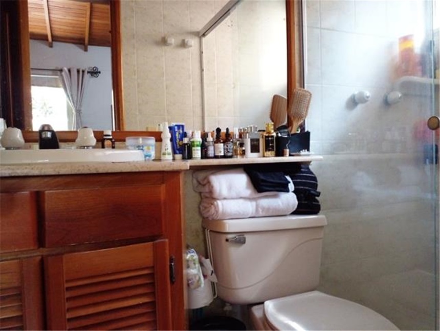 Casa de 3 alcobas en venta en Loma Del Chocho, Envigado, 228 m² · foto 18 de 20