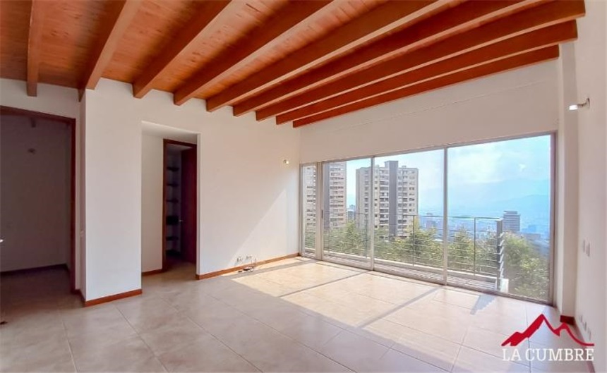 Casa de 4 alcobas en arriendo en Altos Del Poblado, Medellín, 220 m² · foto 10 de 12