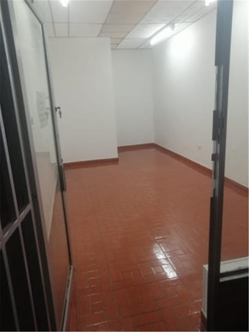 Local en Arriendo - Vista 5