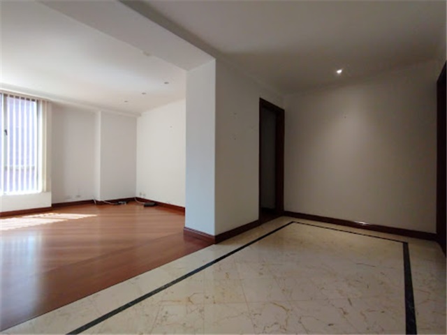 Apartamento de 3 alcobas en arriendo en La Florida, Medellín, 319 m² · foto 7 de 24
