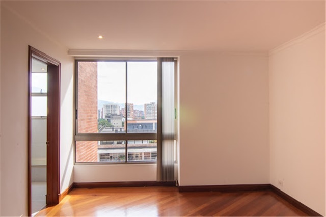 Apartamento de 3 alcobas en arriendo en La Florida, Medellín, 319 m² · foto 13 de 24