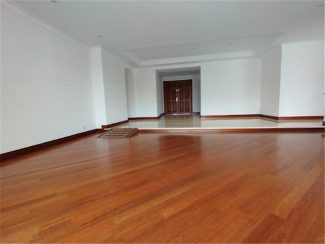 Apartamento de 3 alcobas en arriendo en La Florida, Medellín, 319 m² · foto 17 de 24