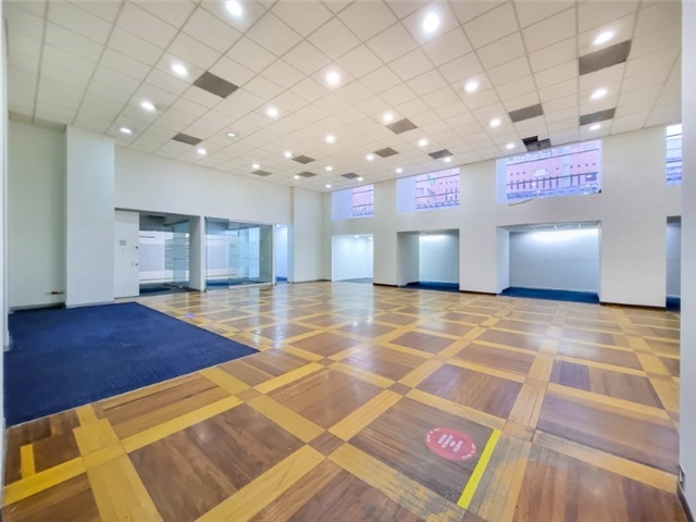 Local en Arriendo - Vista 2