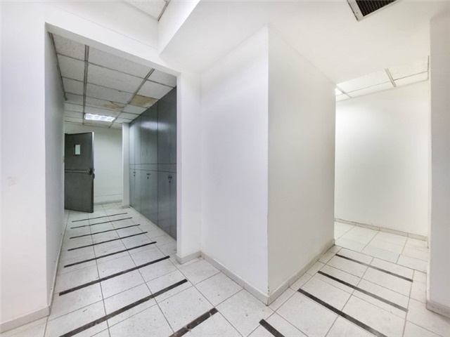 Local en arriendo en La Candelaria, Medellín, 740 m² · foto 10 de 24