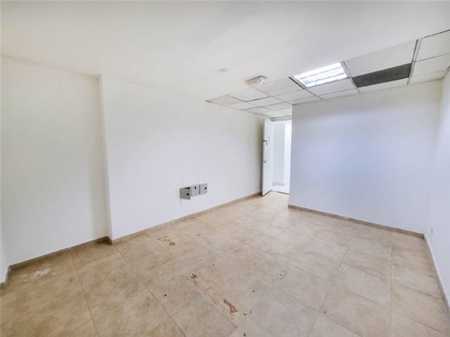 Local en arriendo en La Candelaria, Medellín, 740 m² · foto 11 de 24
