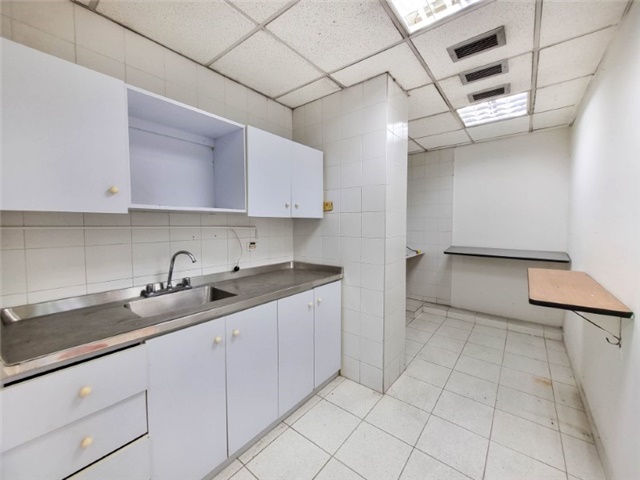 Local en arriendo en La Candelaria, Medellín, 740 m² · foto 15 de 24