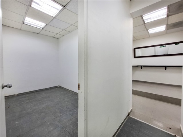 Local en arriendo en La Candelaria, Medellín, 740 m² · foto 20 de 24