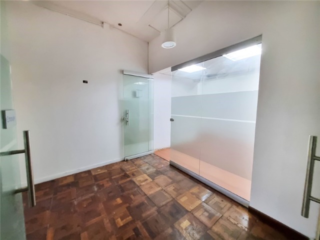 Local en arriendo en La Candelaria, Medellín, 740 m² · foto 24 de 24