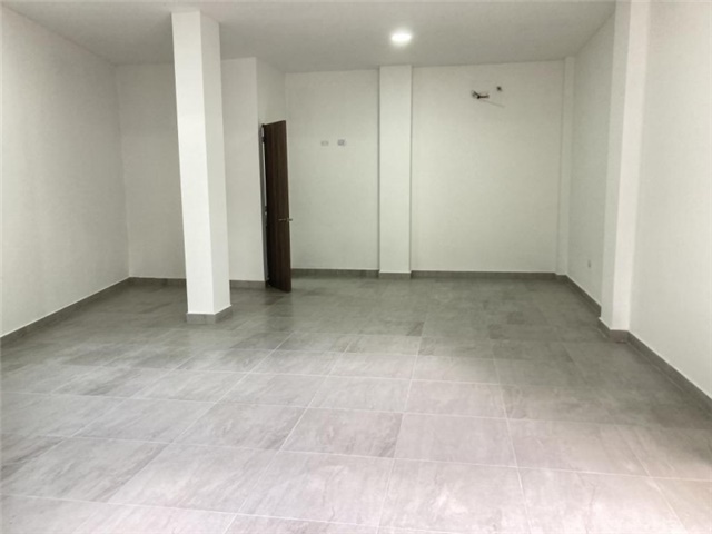 Local en Arriendo - Vista 3
