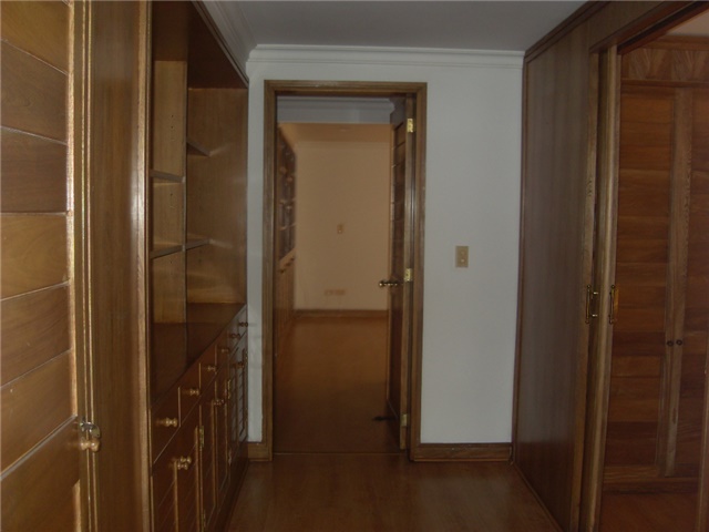 Piso – Bogotá, Chicó Lago - Más
