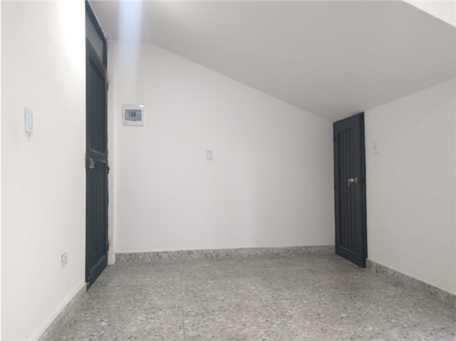 Local en Arriendo - Vista 2