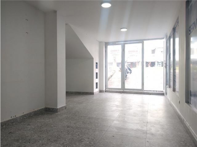 Local en Arriendo - Vista 3