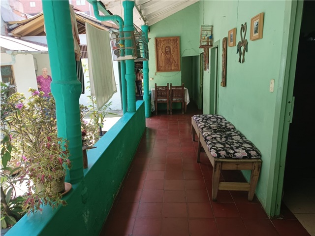 Casa de 5 alcobas en venta en Primavera, Envigado, 220 m² · foto 3 de 24