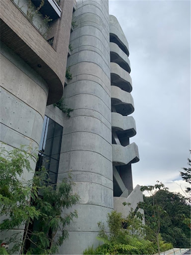 Oficina en arriendo en Las Palmas, Envigado, 214 m² · foto 2 de 20