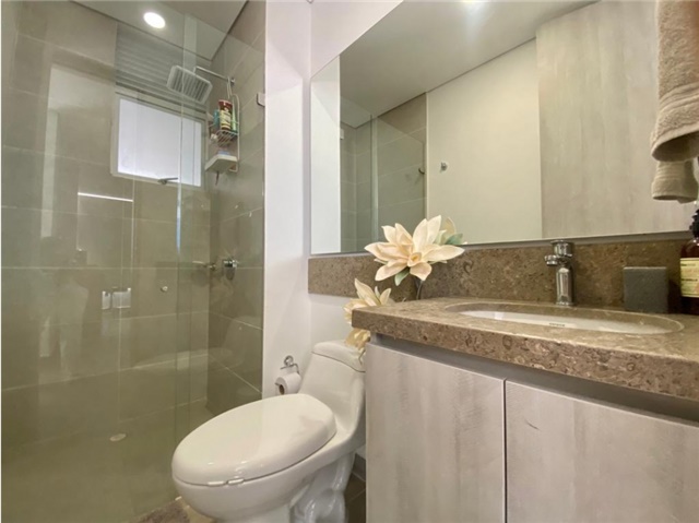 Apartamento de 2 alcobas en venta en Serena Del Mar, Cartagena, 62 m² · foto 10 de 12