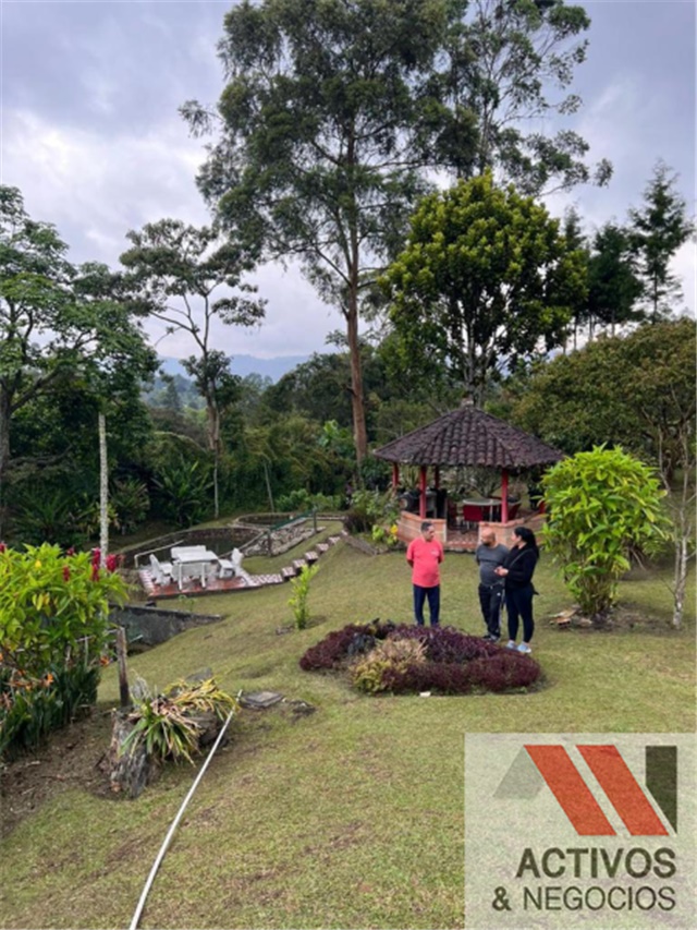 Casa de 8 alcobas en venta en La Clara, Guarne · foto 5 de 12