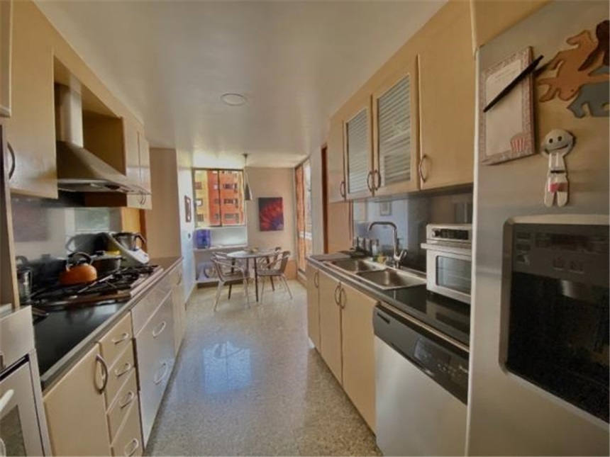 Apartamento de 4 alcobas en venta en Bosque Medina, Bogotá, 220 m² · foto 10 de 24