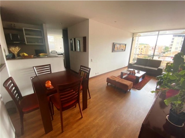 Apartment in Bogotá, Belmira, Localidad Usaquén - Más