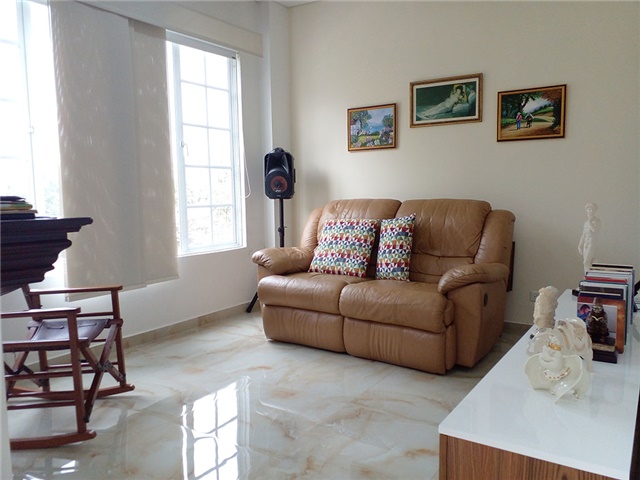 Casa de 3 alcobas en venta en Escobero, Envigado, 270 m² · foto 8 de 20