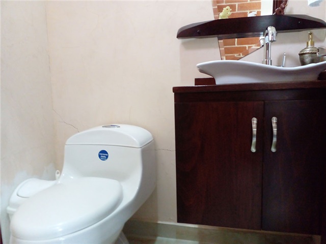 Casa de 3 alcobas en venta en Escobero, Envigado, 270 m² · foto 17 de 20
