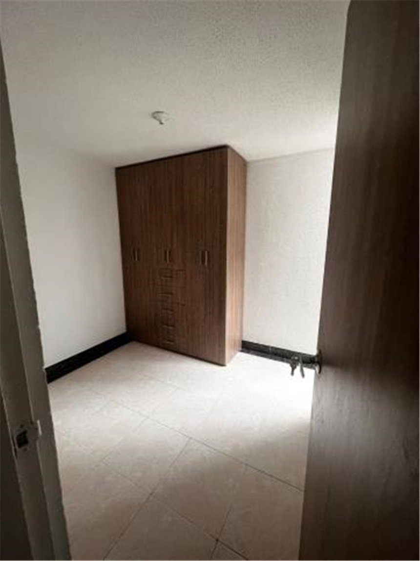 Apartamento en venta en Primavera Occidental - Puente Aranda, Bogotá · foto 3 de 24