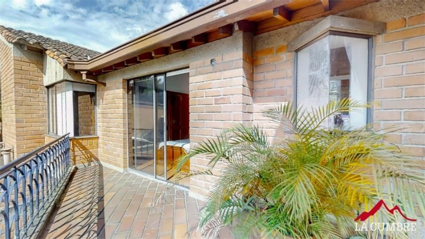 Casa de 4 alcobas en venta en Los Balsos, Medellín, 270 m² · foto 10 de 12