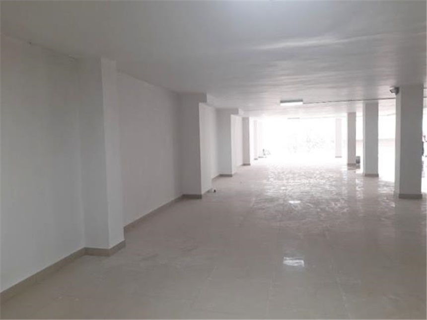 Local en Arriendo - Vista 4