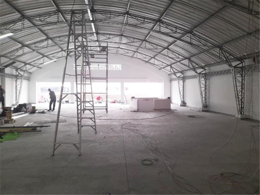 Local en arriendo en La Candelaria, Medellín, 350 m² · foto 3 de 8