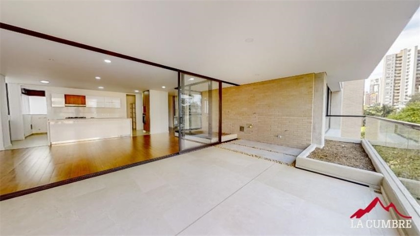 Apartamento de 3 alcobas en arriendo en Santa María De Los Ángeles, Medellín, 200 m² · foto 3 de 16